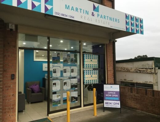 Century 21:Felipe Martin