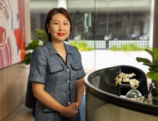 Vivian Zhang – Real Estate Agent